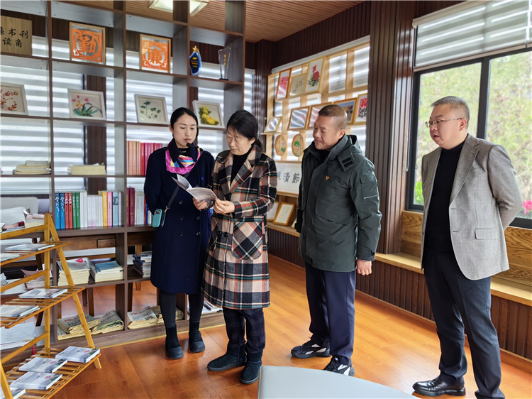 成南公司黨委委員、職工董事、工會主席人選吳華峰調研成南公司各管理處職工小家建設工作.jpg